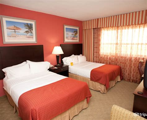 Holiday Inn Miami Beach - UPDATED 2020 Prices, Reviews & Photos ...