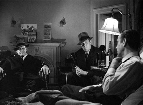 Barton Maclane, Humphrey Bogart, Ward Bond | Noir detective, Barton maclane, Humphrey bogart