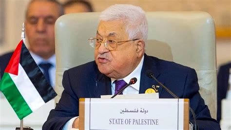 Palestinian president appoints new government — RT World News