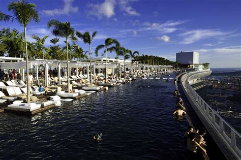 8 Infinity Pools You Have to See to Believe | HuffPost