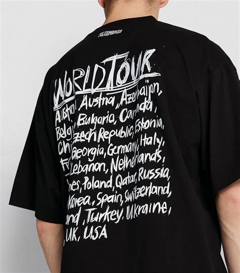 Mens VETEMENTS black World Tour T-Shirt | Harrods UK