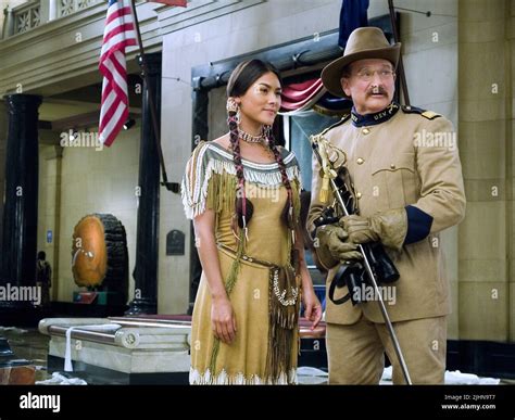 MIZUO PECK, ROBIN WILLIAMS, NIGHT AT THE MUSEUM, 2006 Stock Photo - Alamy