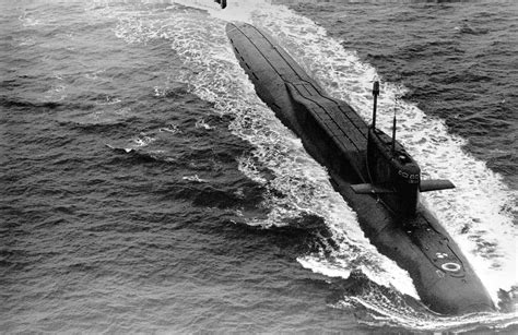File:Submarine Yankee II class.jpg - Wikimedia Commons