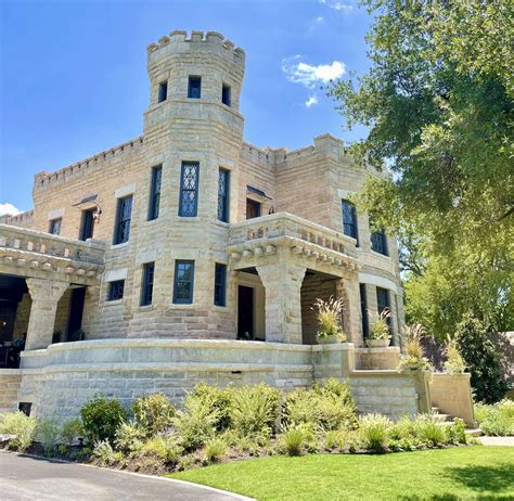 Joanna Gaines' Latest Fixer Upper House: The Castle 1/2 - CuterTudor