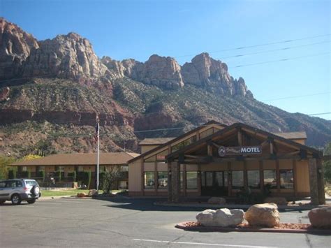 Bumbleberry Inn (Springdale, Utah) - Motel Reviews - TripAdvisor