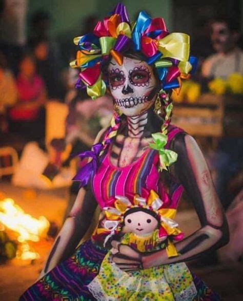 Pin de Rosana de Mendoza en halloween and other costumes | Disfraz dia de muertos, Disfraz de ...