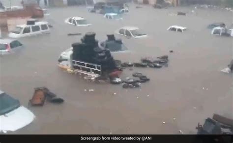 Gujarat Rain, Gujarat Floods: Streets Flooded, Cars Submerged As Heavy ...