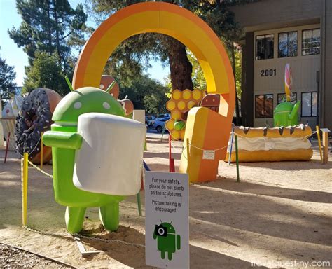 Android Lawn Statues at Google HQ | Travel Quest - US Road Trip and ...