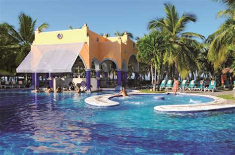 RIU Jalisco Hotel Rates