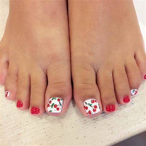 31 Adorable Toe Nail Designs For This Summer | StayGlam