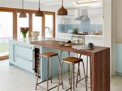 Design ideas for incorporating a breakfast bar into your kitchen ...