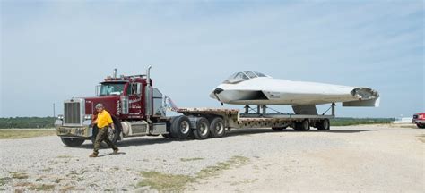 A-12 Avenger II mockup goes on permanent loan at the Fort Worth ...