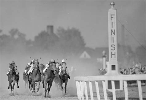 In Photos: The Kentucky Derby Through The Years - Newsweek