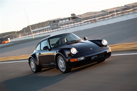 You Should Daily Drive a Vintage Porsche 911