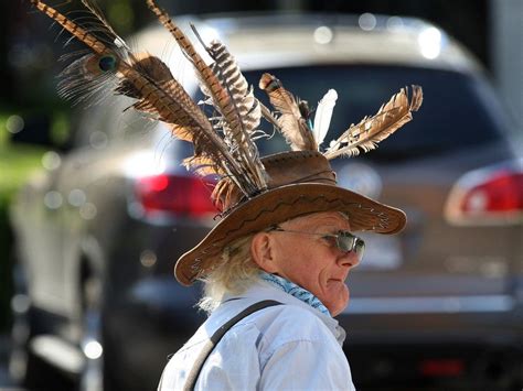 Obit: Feather Hat Guy was downtown Windsor icon | Windsor Star