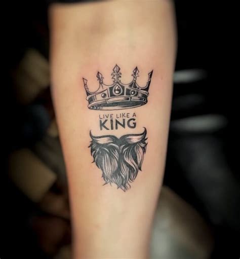 Update 87+ king crown small tattoo best - in.coedo.com.vn