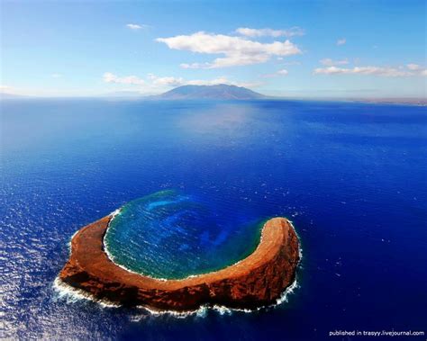 Molokini Crater