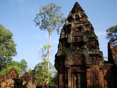 Asisbiz Banteay Srei Temple innately carved sandstone Sanctuary tower 04