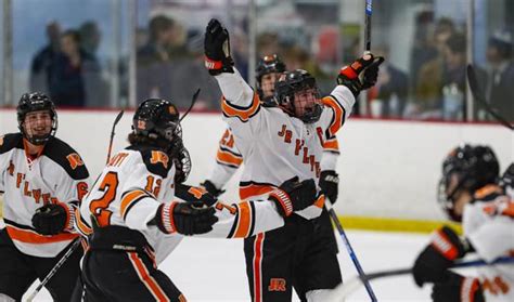 EHL Jr. Flyers return from break and open against Golden Bears