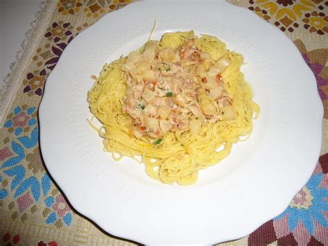 Tagliolini con asparagi e guanciale