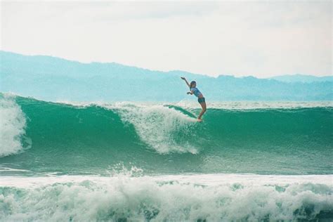 Surfing Costa Rica / Everything You Need to Know