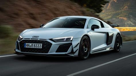 Audi R8 V10 GT 2023: новая специальная версия автомобиля