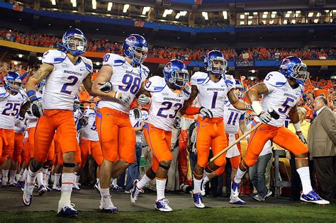 According to 5 Experts Boise State May Not Travel For Bowl Game