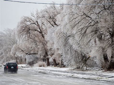 Toronto ice storm: Travel chaos, power outages as ‘catastrophic’ storm hits city | Clamor World