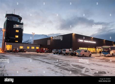 Longyearbyen svalbard norway airport hi-res stock photography and ...