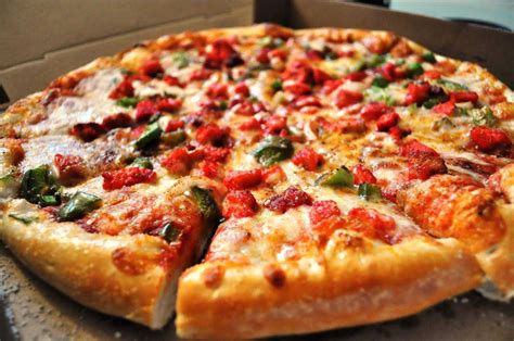 Pizza Hut Holiday Hours Opening/Closing in 2021 | United States Maps