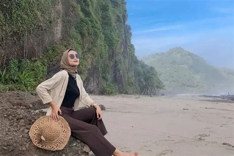 TAHUN BARU WAJIB KESINI! 5 Rekomendasi wisata pantai di Kebumen yang ...