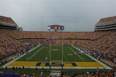 LSU Tiger Stadium Wallpaper - WallpaperSafari