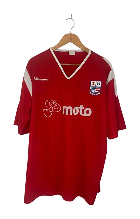 Rushden & Diamonds FC 2006-07 Home Kit