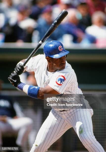 980 Sammy Sosa Cubs 1998 Stock Photos, High-Res Pictures, and Images - Getty Images