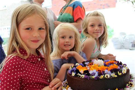 Chocolate orange cake recipe thats gluten free, dairy free, sugar free and guilt free. with a ...