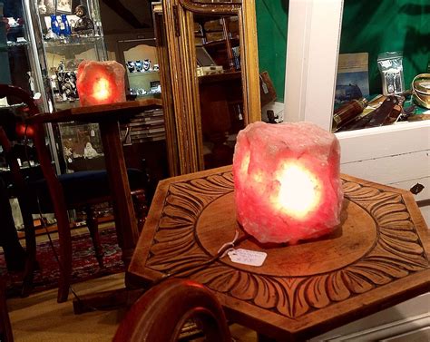 Vintage Rose Quartz Lamp | Lamp, Crystal lamp, Quartz lamp
