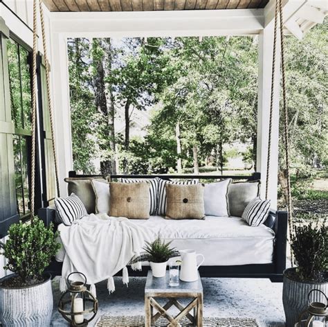 19 Porch Swing Ideas to Inspire | Denzilla