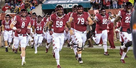 Football players earn honors | Temple Now