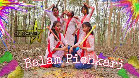 Balam Pichkari || Holi Special || Nil Barai Choreography || Dancing Star || Happy Holi || - YouTube