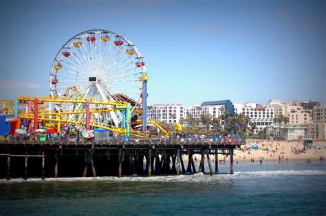 VIDEO: Afternoon at the Santa Monica Pier, California