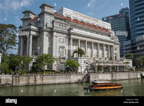 The Fullerton Hotel, Singapore Stock Photo - Alamy