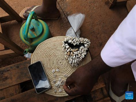 In pics: handicraft market in Yaounde, Cameroon-Xinhua