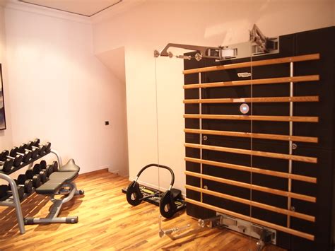 Fitness / Exercise room Hotel de la Paix | L’Hôtel de la Pai… | Flickr