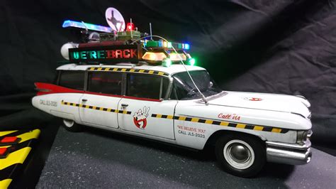 GHOSTBUSTERS Ecto-1A -- Plastic Model Car Kit -- 1/25 Scale -- #750 pictures by Darkowski ...