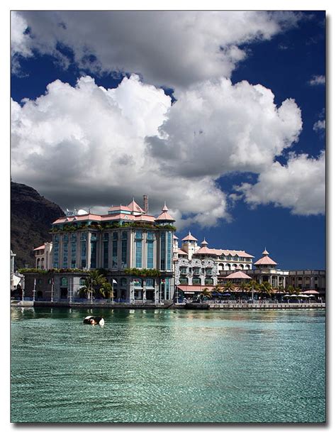 Port Louis Waterfront - Imagen & Foto de Christoph Schülke de Fotografie am / im Wasser ...