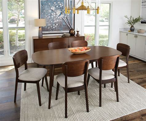 Mid-Century Modern Style for Dining Rooms - Scandinavian Designs