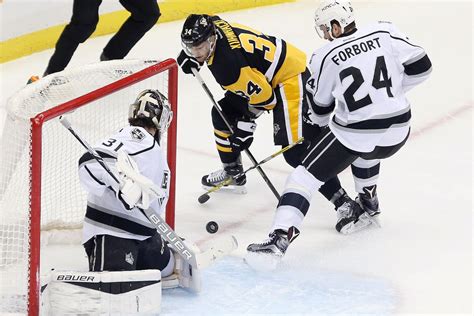 Penguins vs Kings Recap: Pens befuddled by Budaj, lose 1-0 in OT ...