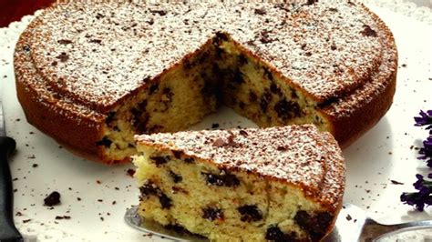 Chocolate chip stracciatella cake - I Love Italian Food | Ricette dolci, Torte alimentari, Idee ...