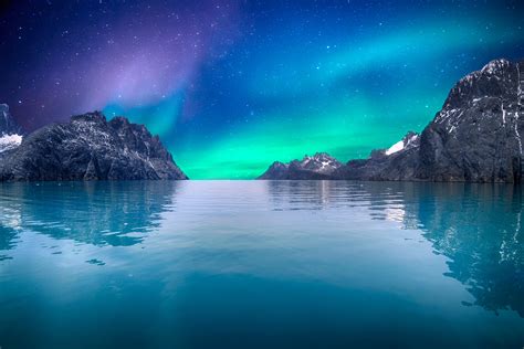 Download Nature Aurora Borealis HD Wallpaper