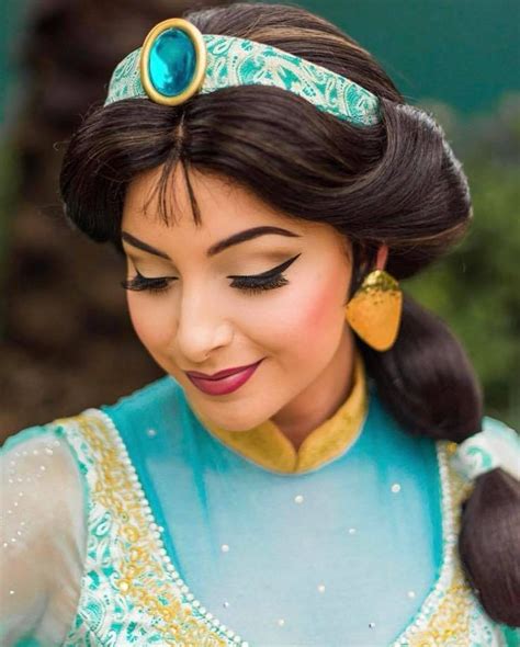 Princess Jasmine | Princess jasmine makeup, Jasmine makeup, Princess jasmine cosplay